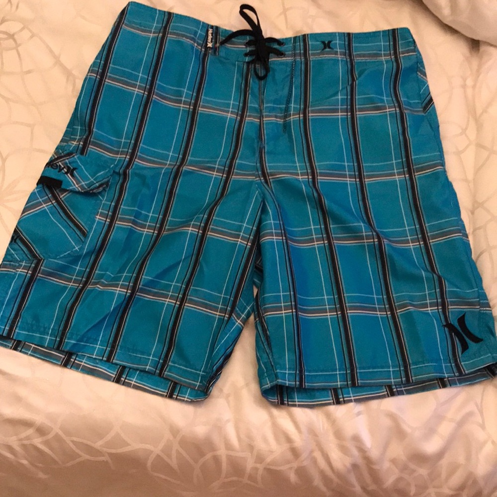 Hurley men’s 34 swim trunks